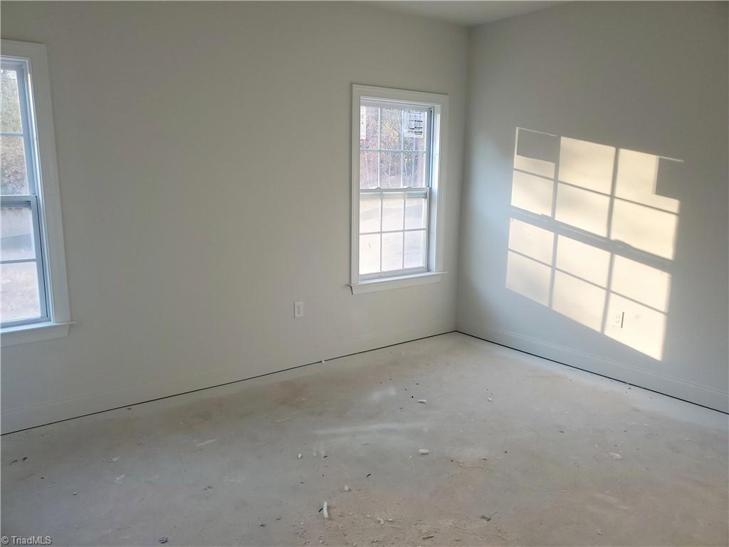 5301 Ridgefall Road Greensboro, NC 27410 - Photo 3 of 8