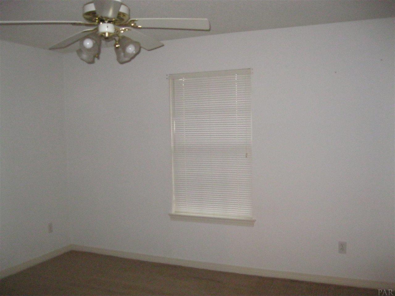 656 Ashford Road Cantonment, FL 32533 - Photo 34 of 49 Gallery Image 34