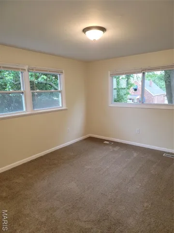 $1,600 | 846 Elsworth Place, St. Louis, MO 63135