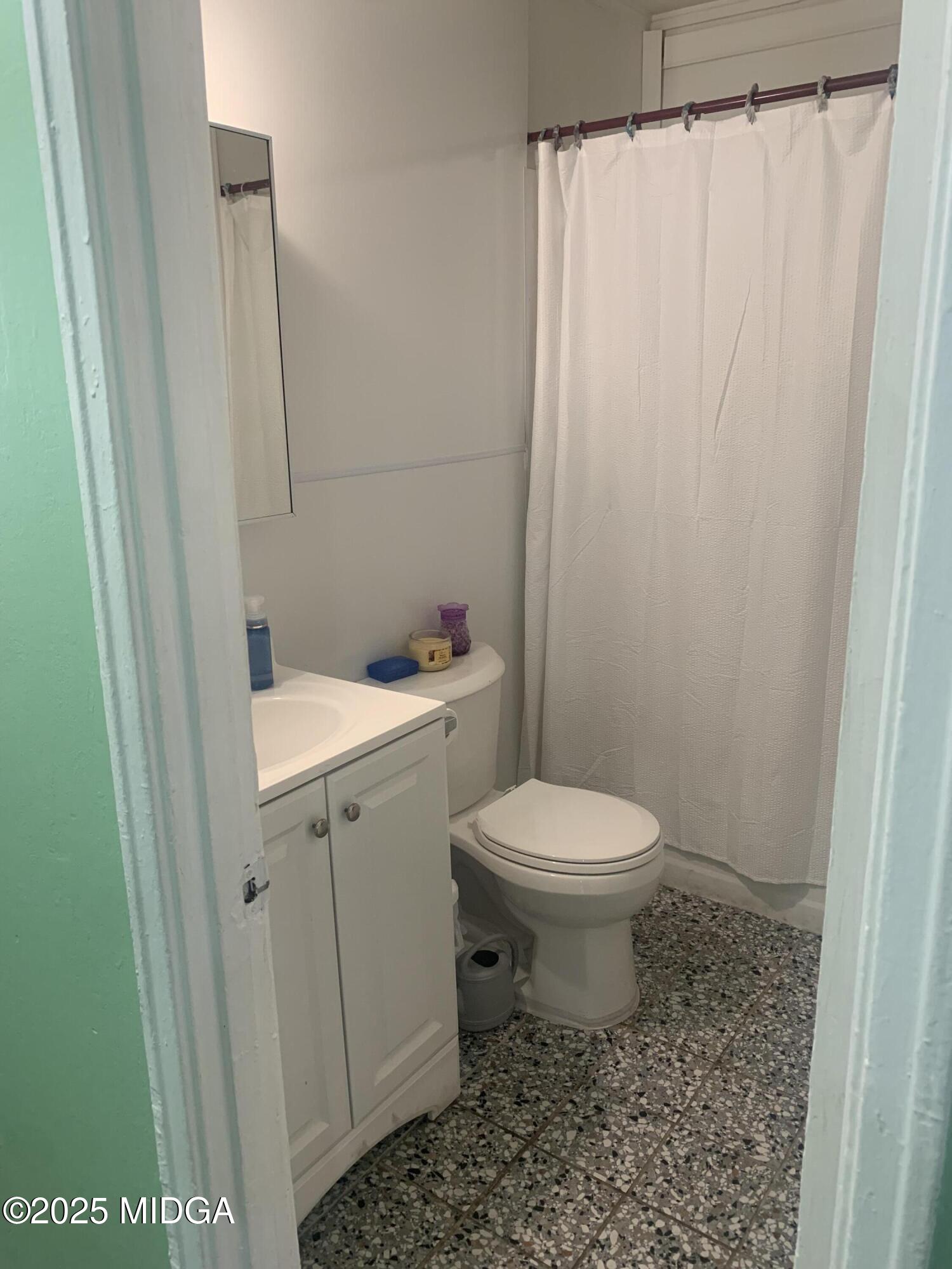 3905 St Charles Place Macon, GA 31206 - Photo 19 of 22 Bath