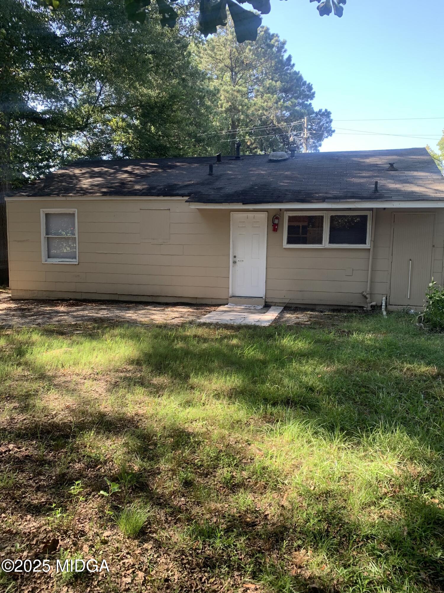 3905 St Charles Place Macon, GA 31206 - Photo 4 of 22 Back View