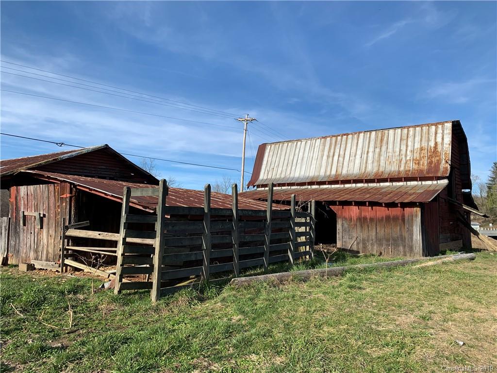 28 Davis Chapel Road, Unit 1 Candler, NC 28715 - Photo 18 of 35 Gallery Image 18