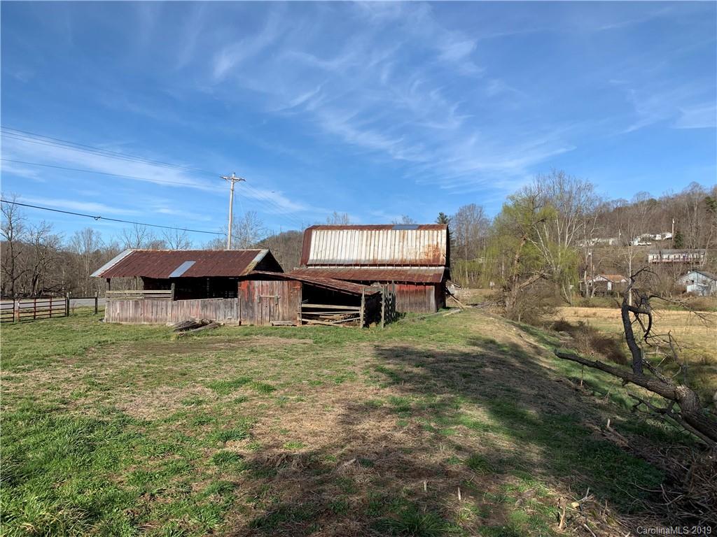 28 Davis Chapel Road, Unit 1 Candler, NC 28715 - Photo 20 of 35 Gallery Image 20