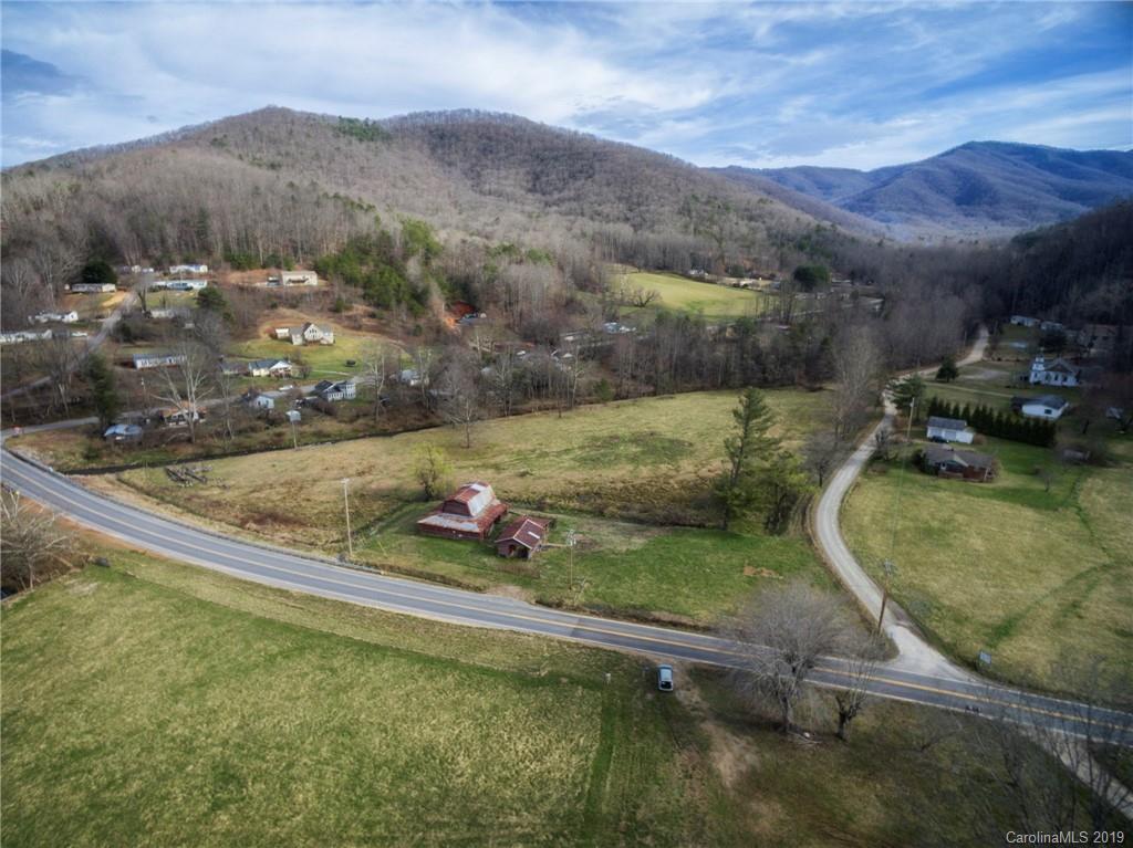 28 Davis Chapel Road, Unit 1 Candler, NC 28715 - Photo 3 of 35 Gallery Image 3