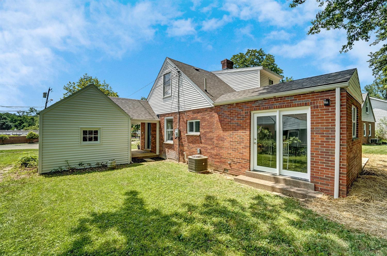 69 Damon Road Greenhills, OH 45218 - Photo 43 of 49 Gallery Image 43