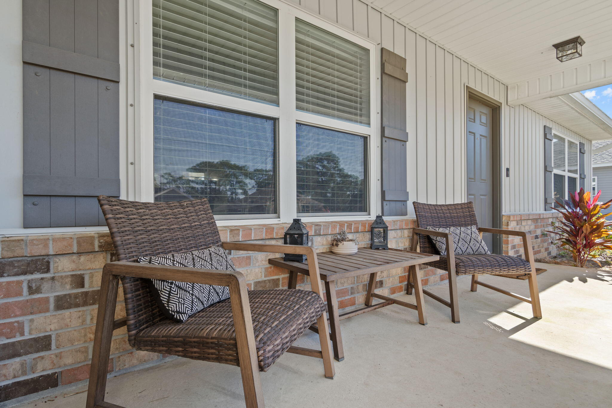 1978 Guseman Road Gulf Breeze, FL 32563 - Photo 5 of 33 Gallery Image 5