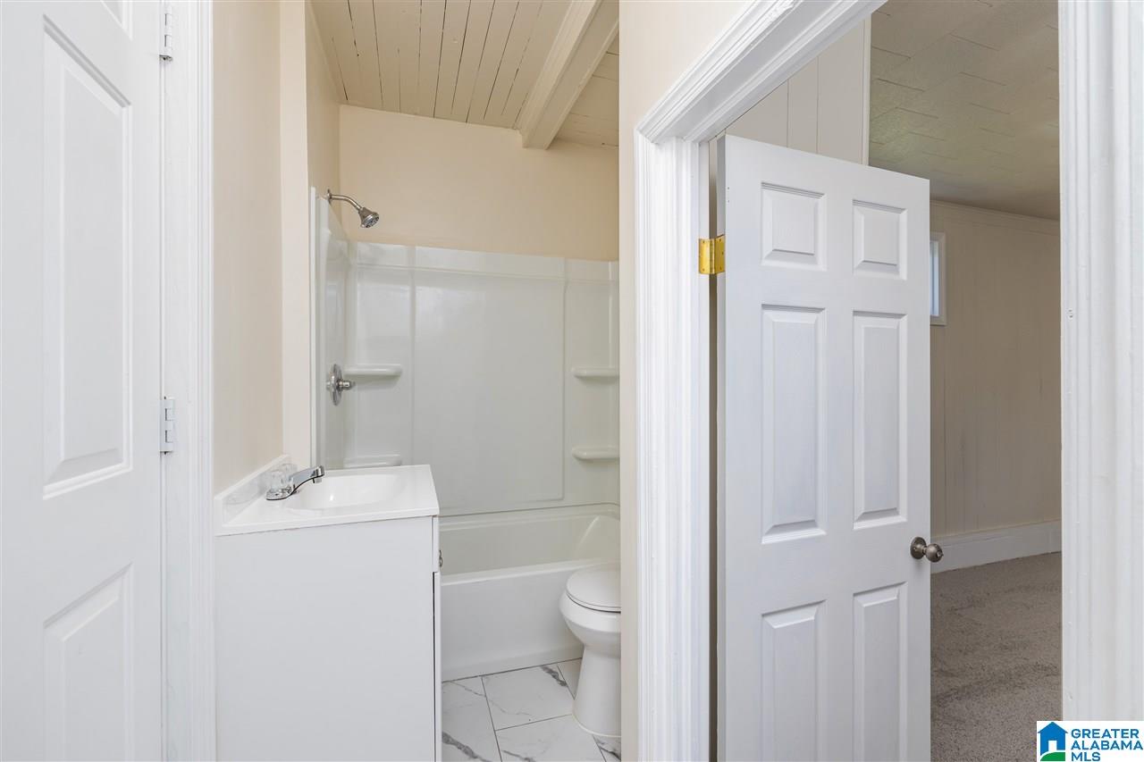 807 Lay Dam Road Clanton, AL 35045 - Photo 27 of 36 Gallery Image 27