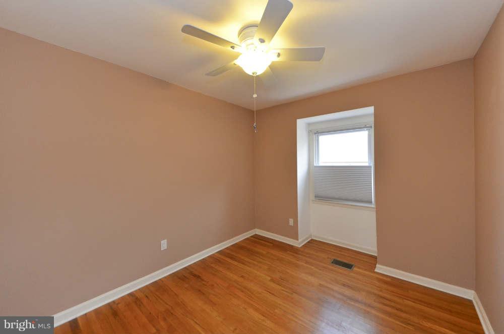 3871 Chain Bridge Road Fairfax, VA 22030 - Photo 15 of 30 Bedroom