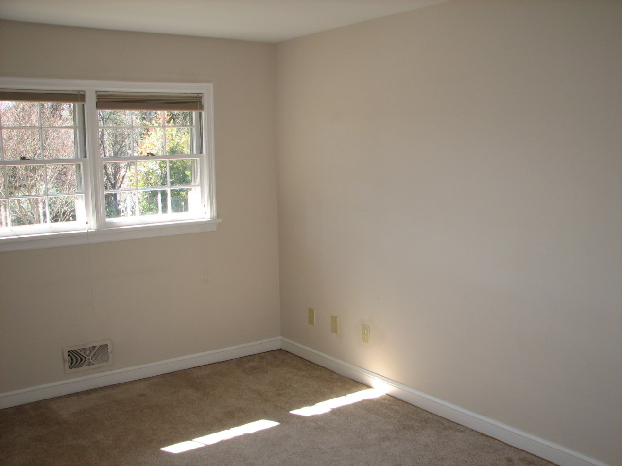 3466 Windsor Road Roanoke, VA 24018 - Photo 22 of 44 bedroom 3