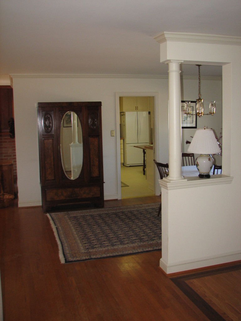 3466 Windsor Road Roanoke, VA 24018 - Photo 27 of 44 foyer 4