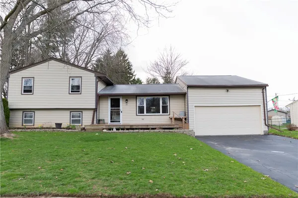 $269,900 | 15 Virginia Manor Road, Gates, NY 14606