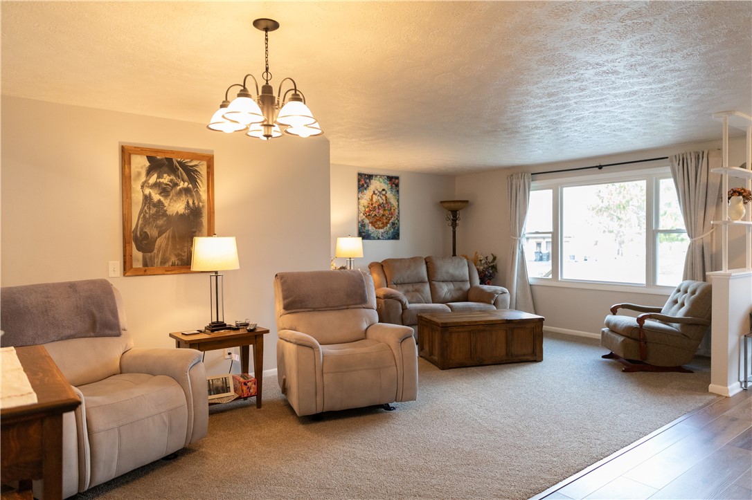 15 Virginia Manor Road Gates, NY 14606 - Photo 4 of 16