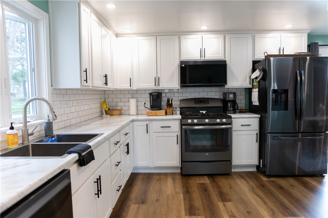 15 Virginia Manor Road Gates, NY 14606 - Photo 9 of 16