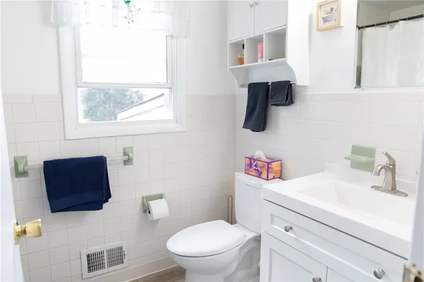 $269,900 | 15 Virginia Manor Road, Gates, NY 14606