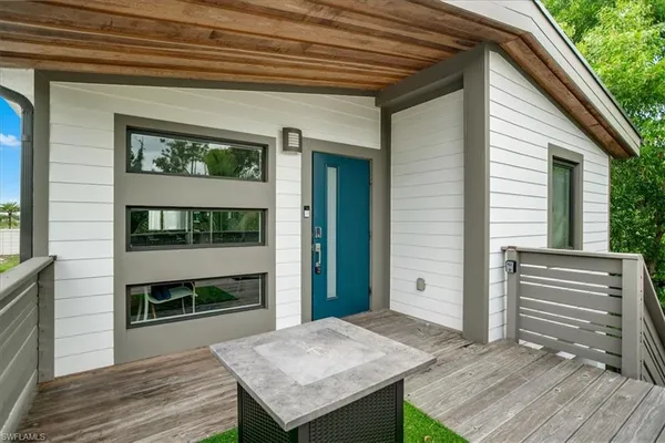 $3,100 | 3260 Woodside Avenue, Naples, FL 34112