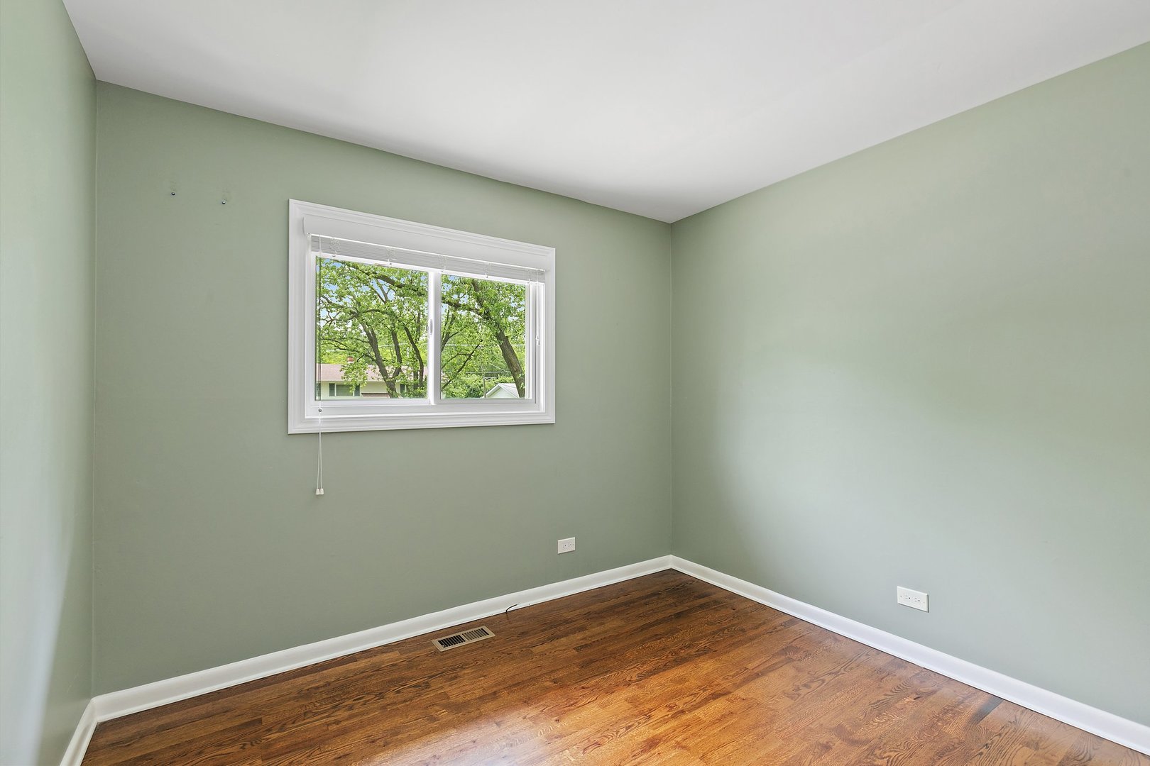 1510 Jefferson Road Hoffman Estates, IL 60169 - Photo 14 of 27 Gallery Image 14