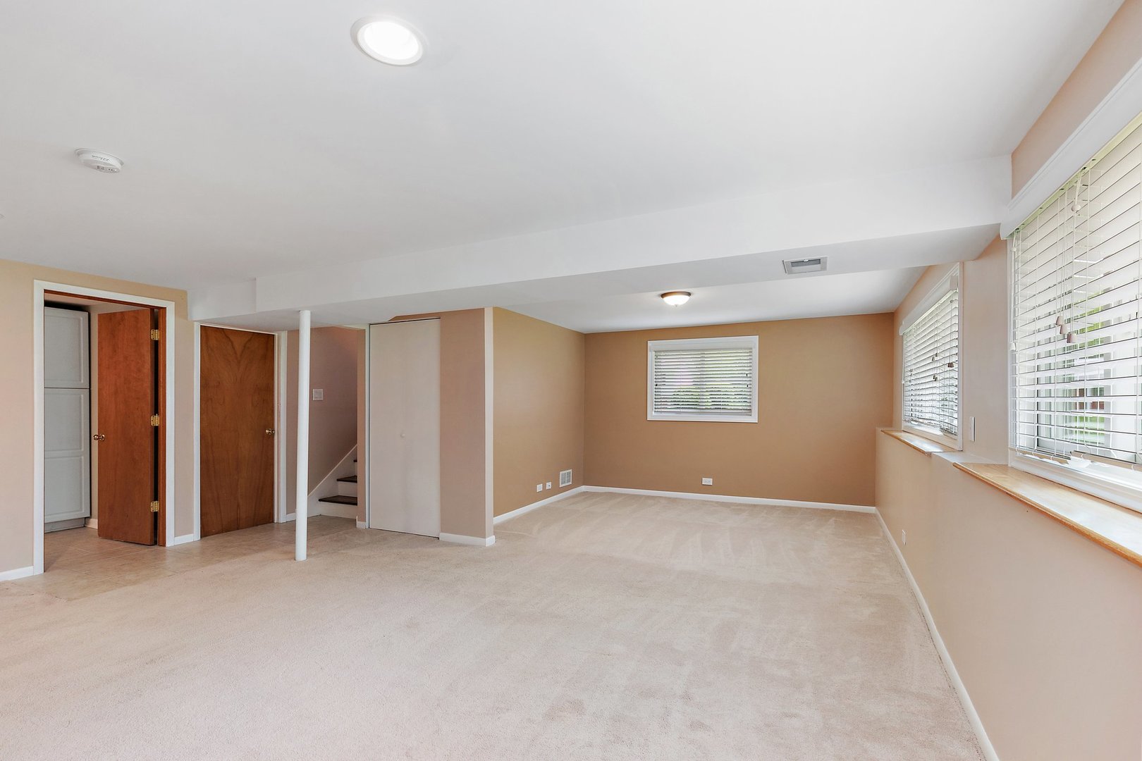 1510 Jefferson Road Hoffman Estates, IL 60169 - Photo 17 of 27 Gallery Image 17