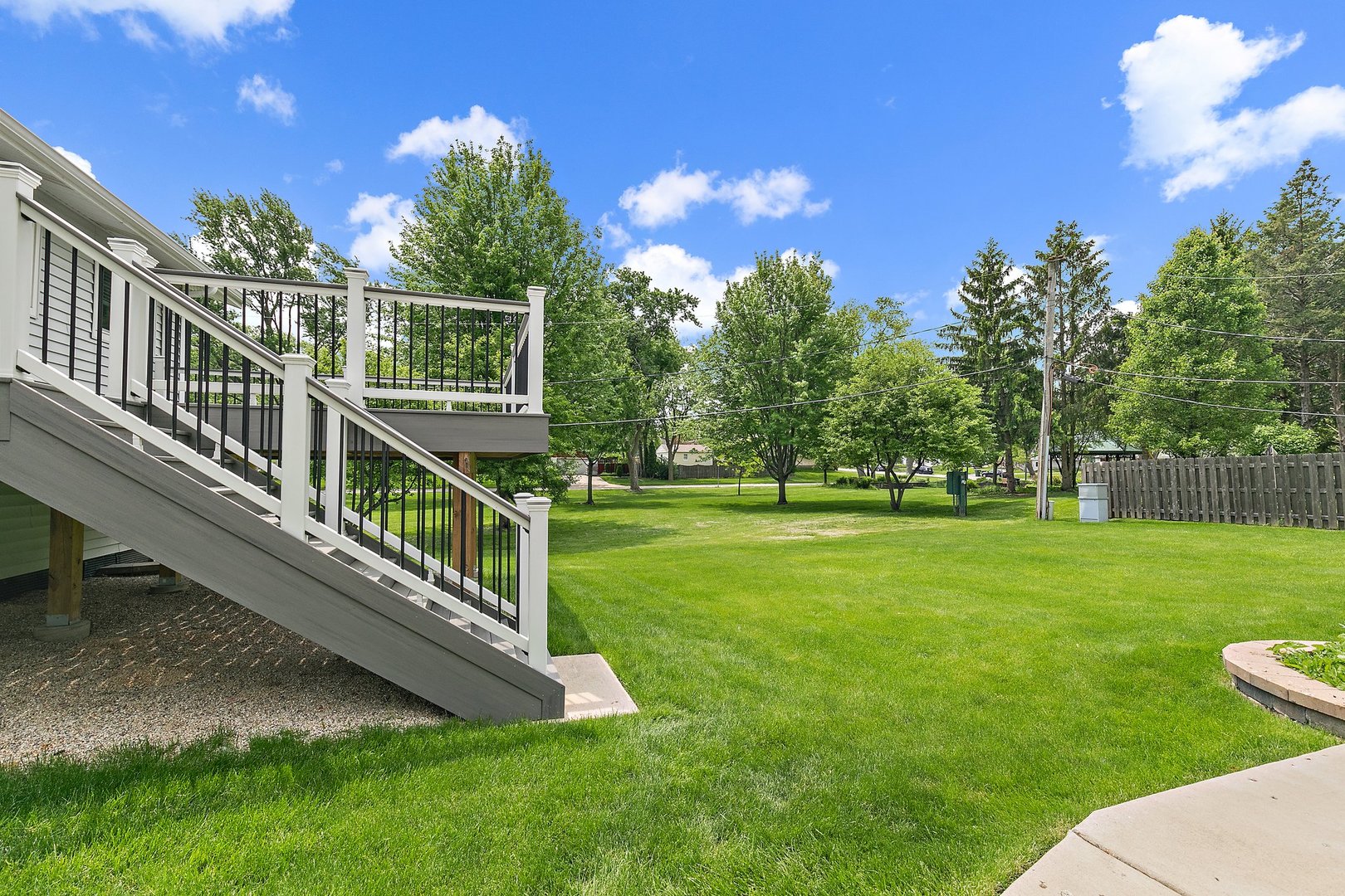 1510 Jefferson Road Hoffman Estates, IL 60169 - Photo 24 of 27 Gallery Image 24