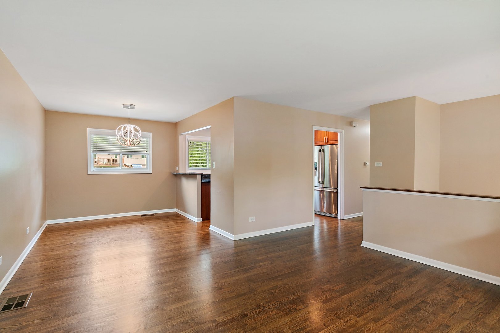 1510 Jefferson Road Hoffman Estates, IL 60169 - Photo 5 of 27 Gallery Image 5