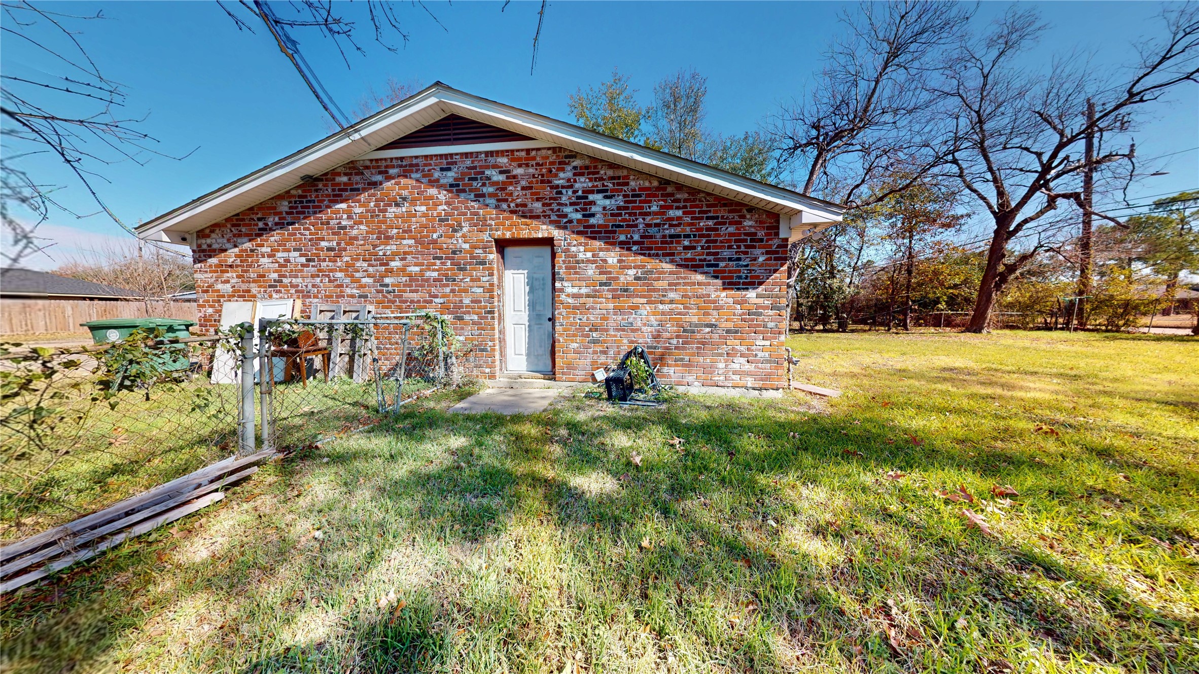 7115 Inkberry Drive Houston, TX 77092 - Photo 29 of 31 a view of a backyard