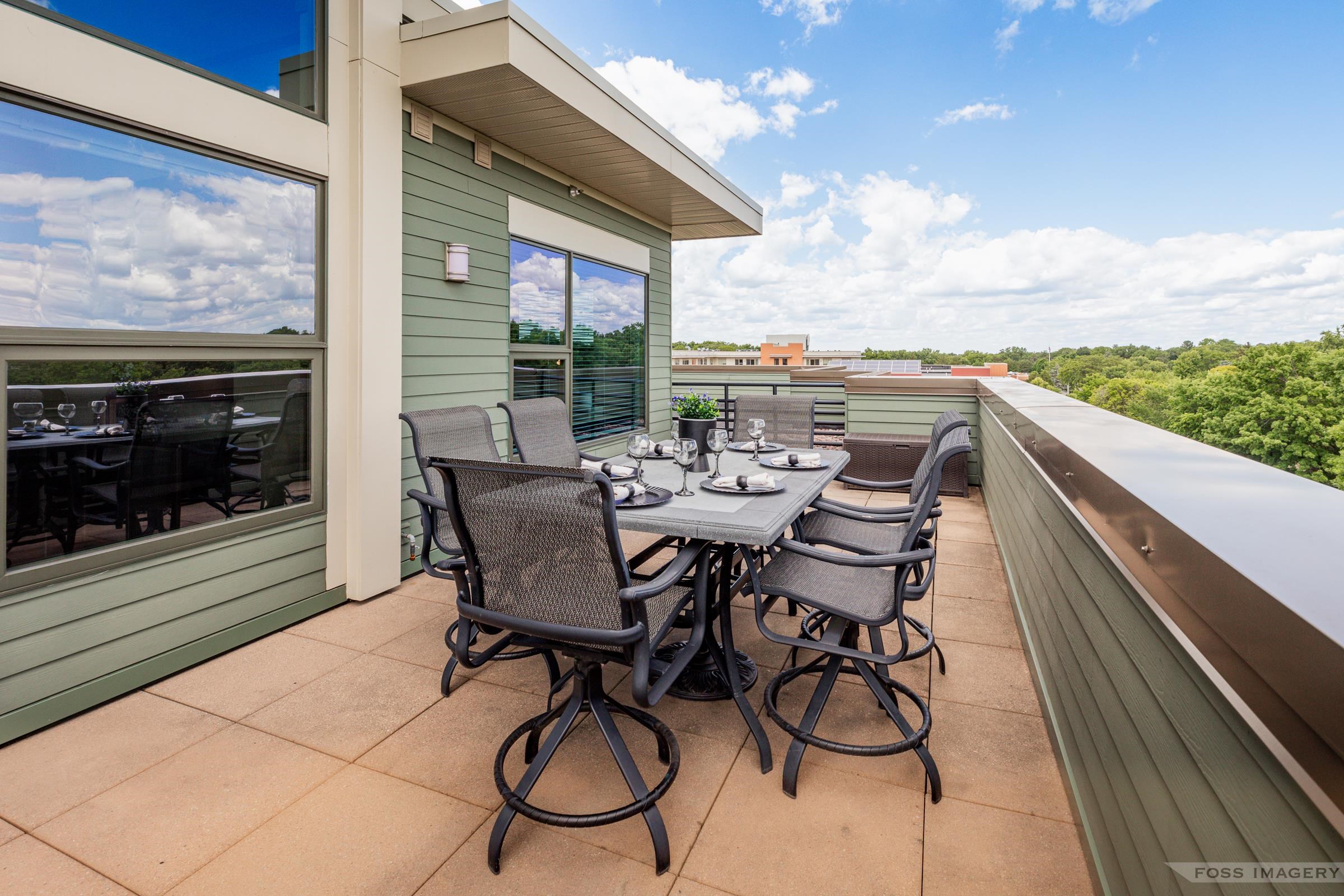 555 South Midvale Boulevard, Unit 411 Madison, WI 53711 - Photo 5 of 45