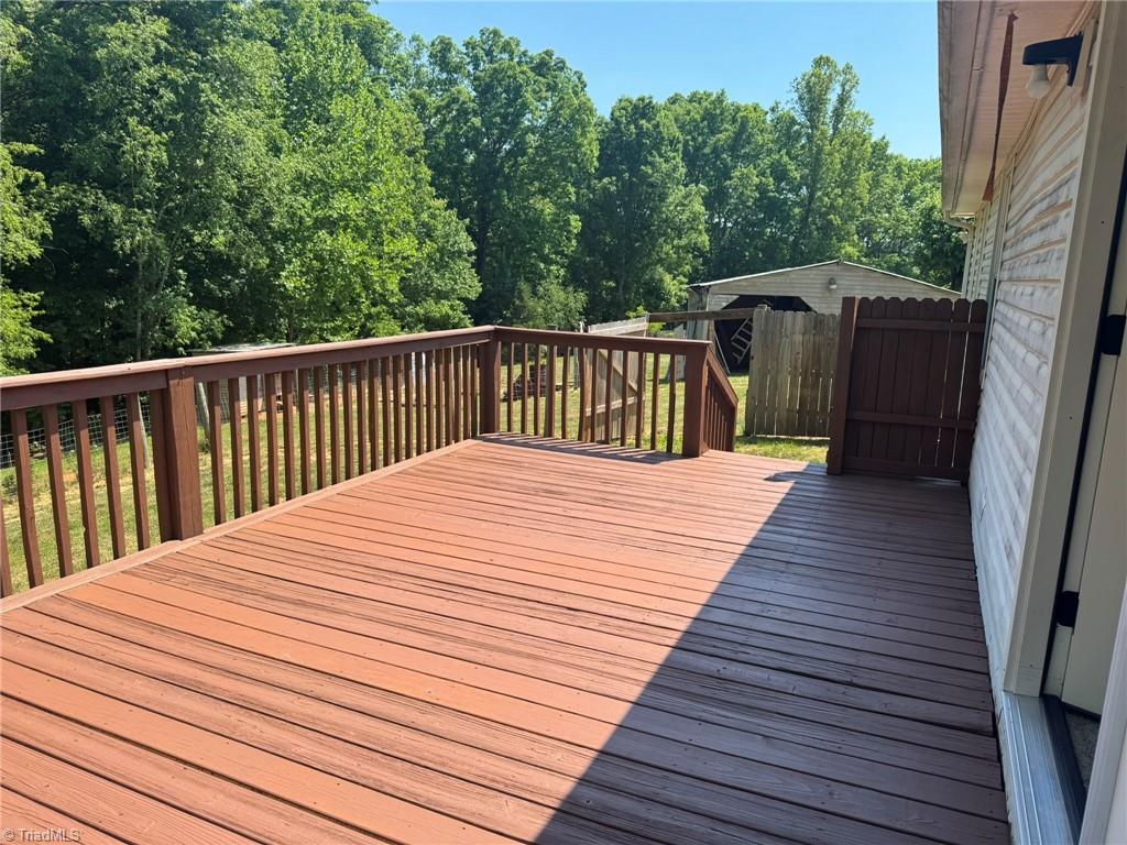 3028 Quaker Church Road Pinnacle, NC 27043 - Photo 28 of 33