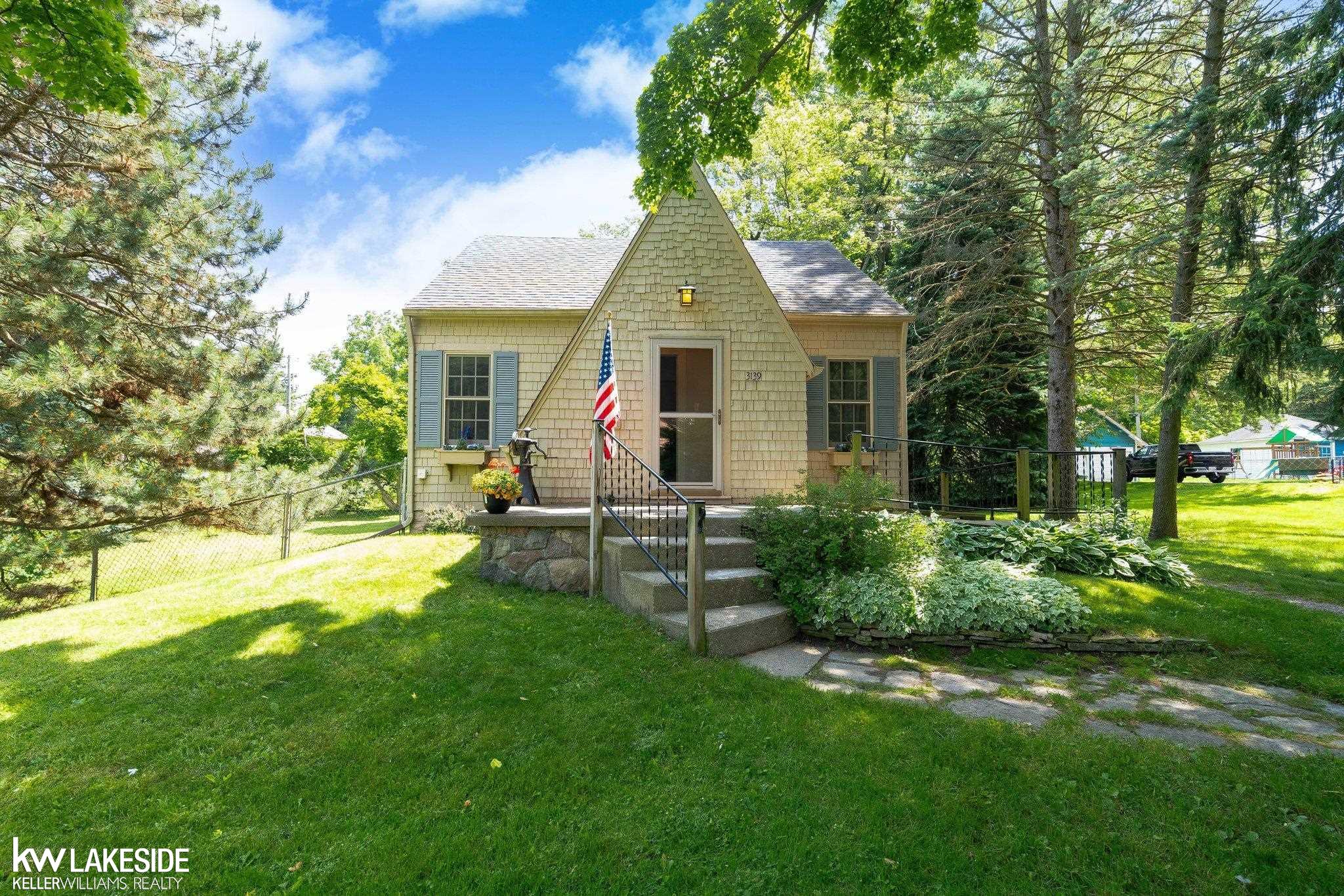 3139 Martell Street Rochester Hills, MI 48309 - Photo 1 of 27