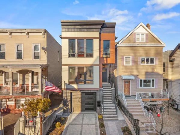 $1,099,000 | 32 Zabriskie Street, Unit 1, Jersey City, NJ 07307