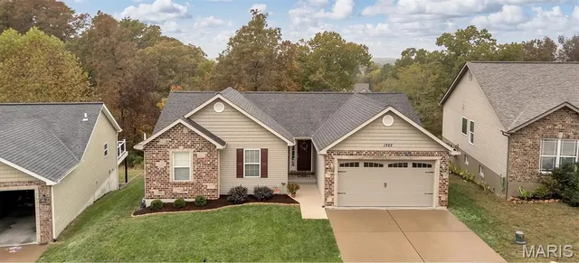 $345,000 | 1325 Farnman Drive, Herculaneum, MO 63048