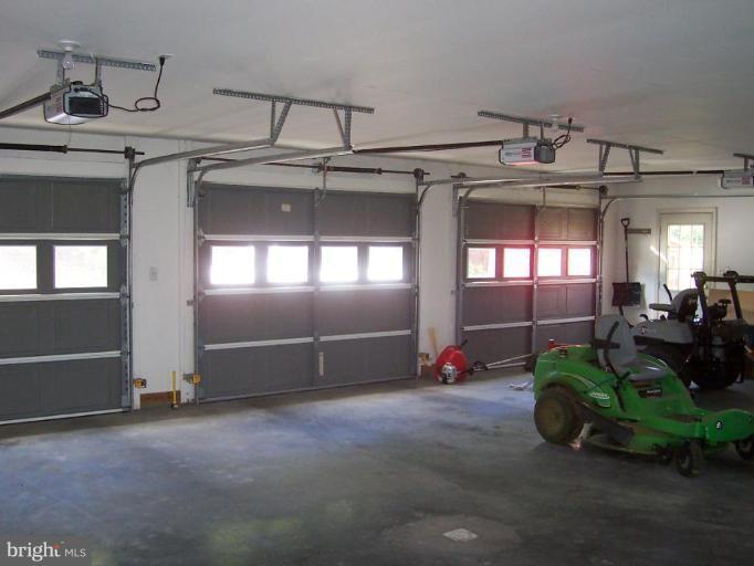 2901 Double Church Road Stephens City, VA 22655 - Photo 20 of 24 Garage 1