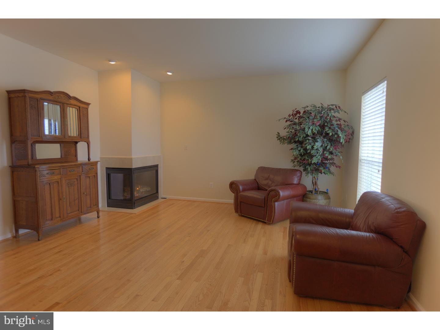 453 Bucks Road Perkasie, PA 18944 - Photo 2 of 25 Living Room