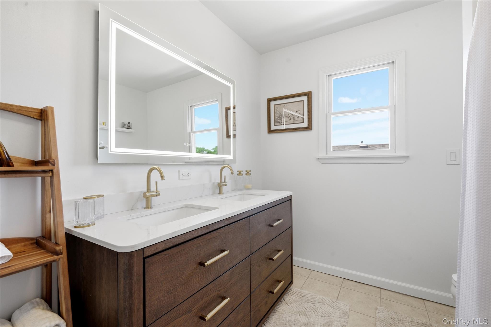 35 Redfield Road Island Park, NY 11558 - Photo 24 of 50 Bathroom #3(Third Level)