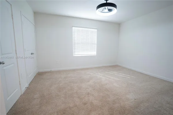$2,300 | 528 Northeast 1st Street, Florida City, FL 33034