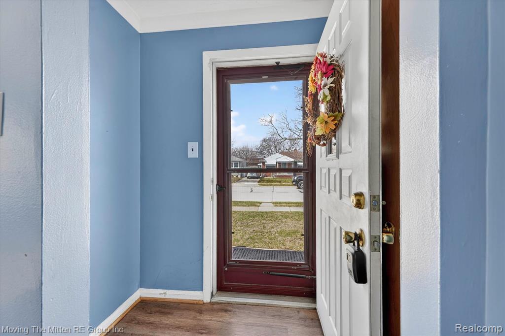 17049 Reno Street Riverview, MI 48193 - Photo 4 of 71