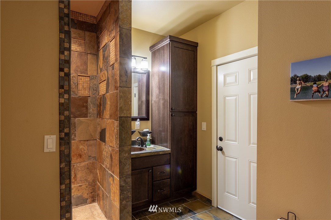 17704 West Baseline Road Quincy, WA 98848 - Photo 21 of 40 Gallery Image 21