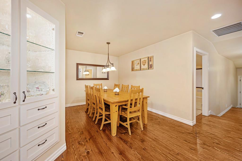 3557 Val Verde Road Loomis, CA 95650 - Photo 19 of 71 a view of a dining room with furniture