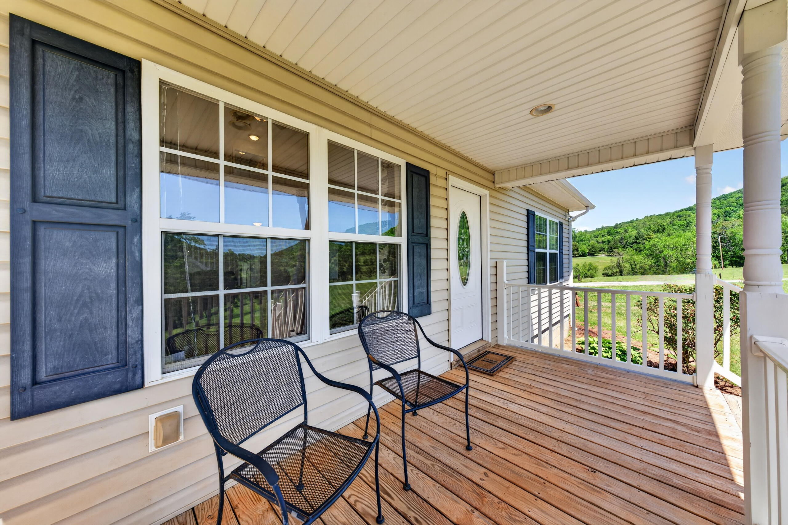 1633 Pilot Mountain Road Moneta, VA 24121 - Photo 12 of 103 Front Porch