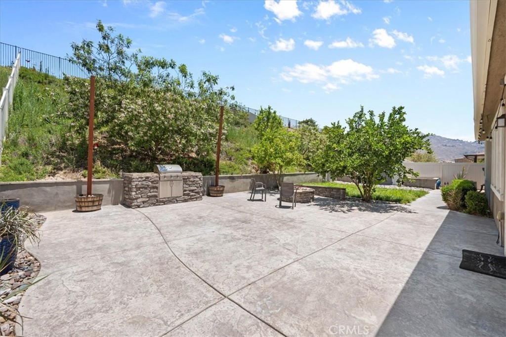 20948 Center Street Riverside, CA 92507 - Photo 34 of 43