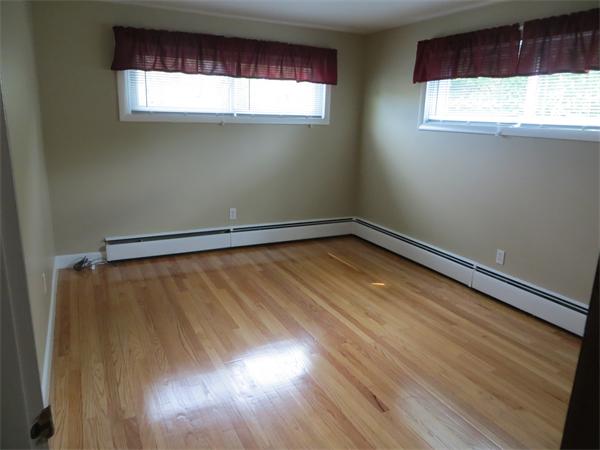171 Mohawk Road Somerset, MA 02726 - Photo 12 of 22 Gallery Image 12
