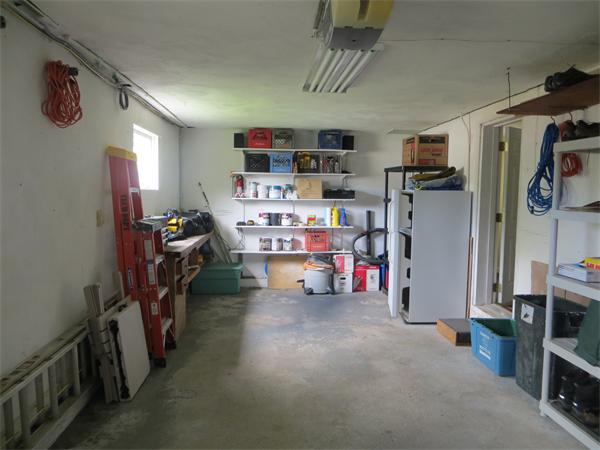 171 Mohawk Road Somerset, MA 02726 - Photo 20 of 22 Gallery Image 20