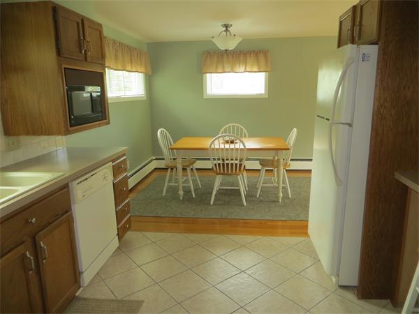 171 Mohawk Road Somerset, MA 02726 - Photo 9 of 22 Gallery Image 9