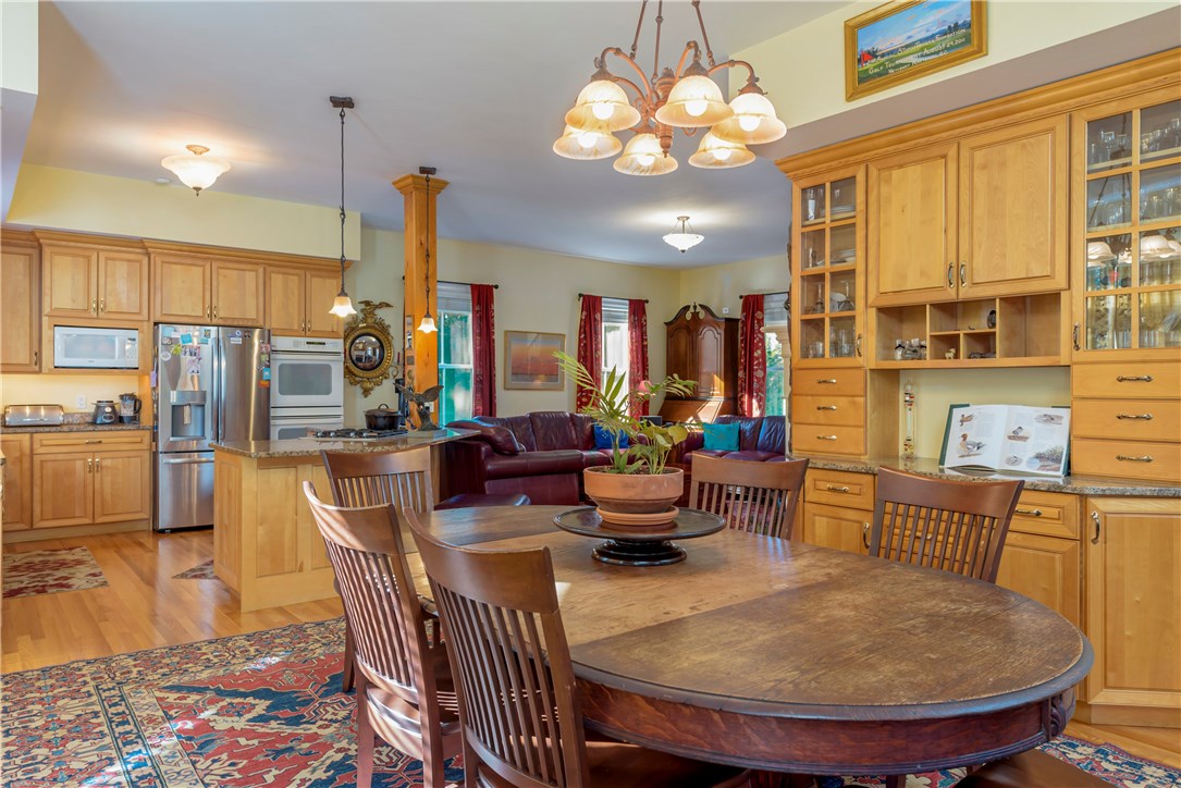 1 Ocean Heights Road Newport, RI 02840 - Photo 17 of 34