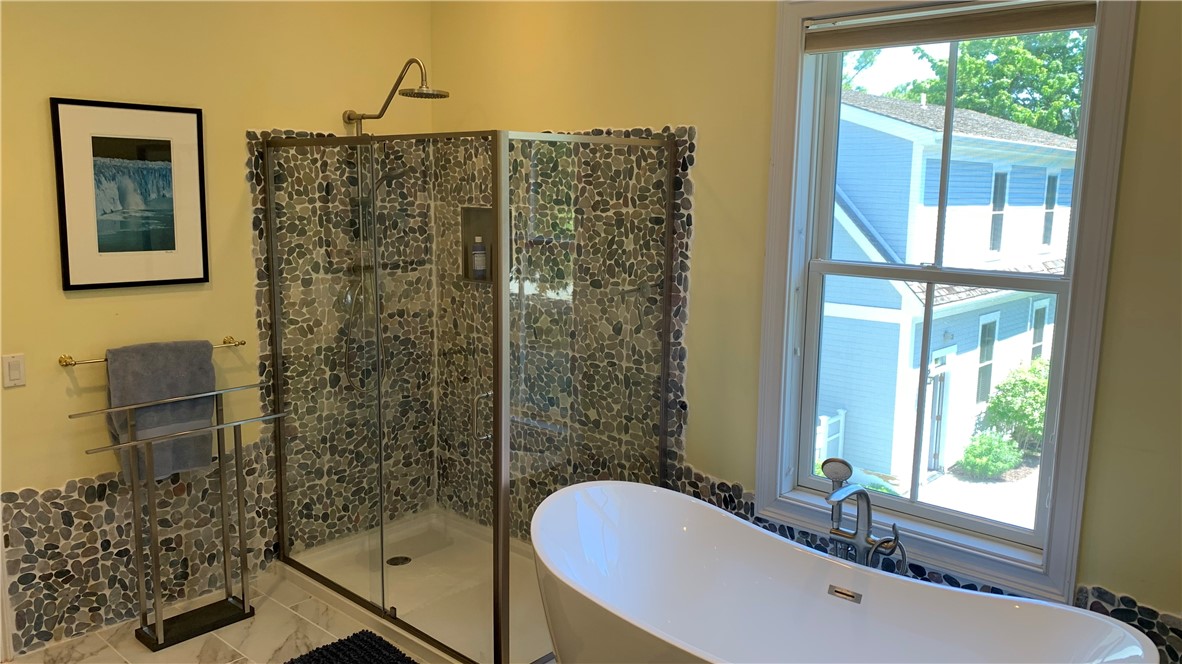 1 Ocean Heights Road Newport, RI 02840 - Photo 24 of 34 Great new master bath with luxurious soaking tub and glass shower.