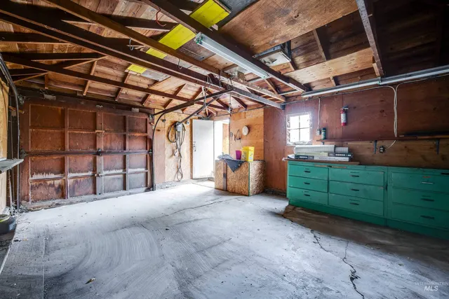 $329,000 | 421 East 8th Street, Moscow, ID 83843