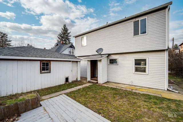 $329,000 | 421 East 8th Street, Moscow, ID 83843