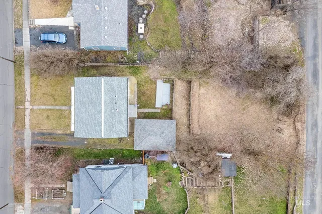 $329,000 | 421 East 8th Street, Moscow, ID 83843