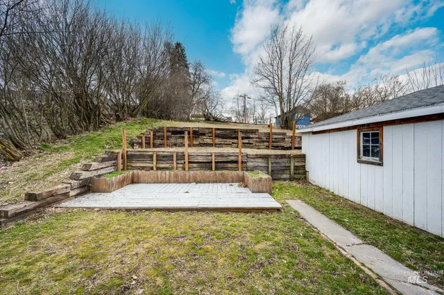 $329,000 | 421 East 8th Street, Moscow, ID 83843