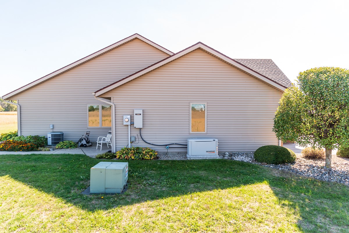 2225 Highway 1 Butler, IN 46721 - Photo 34 of 36