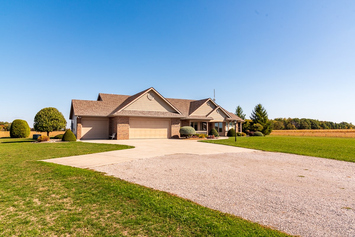 2225 Highway 1 Butler, IN 46721 - Photo 35 of 36