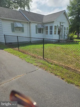 $2,000 | 23915 Mervell Dean Road, Hollywood, MD 20636